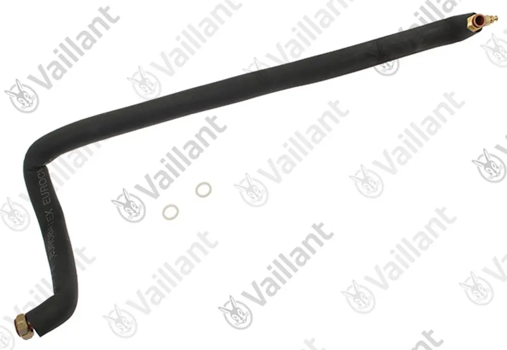 Vaillant Rohr aus flexiblem Material mit Metallanschlüssen an beiden Enden. Zeigt eine bogenförmige Gestalt. Zwei O-Ringe befinden sich im Bild.